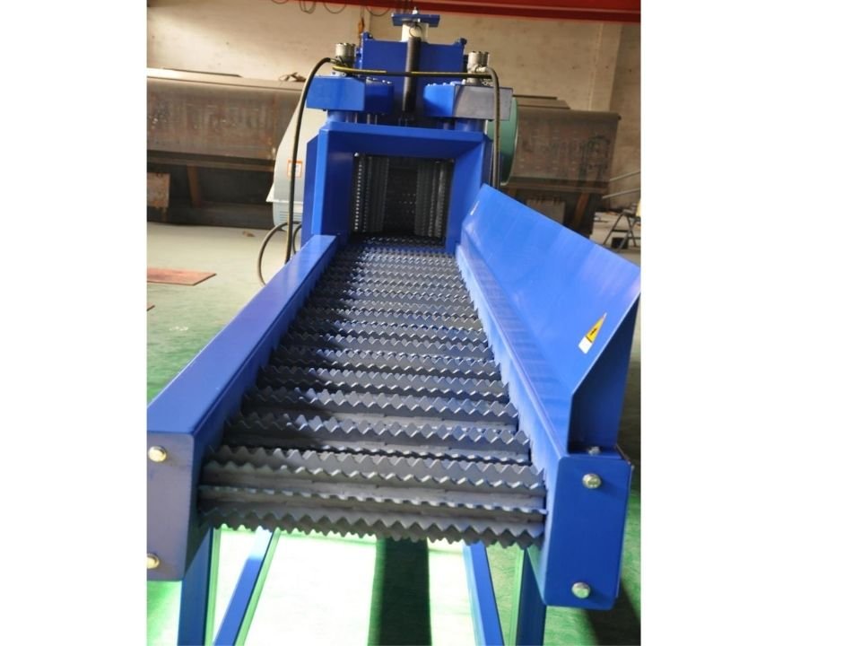 Material Handling Conveyor System